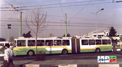 سیم های قدیمی اتوبوس های برقی بعد از 20 سال قابل استفاده نبود/ حفظ جان مردم در اولویت است