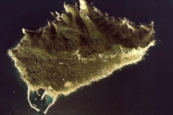 جزیره‌ای که ورود زنان به آن ممنوع است