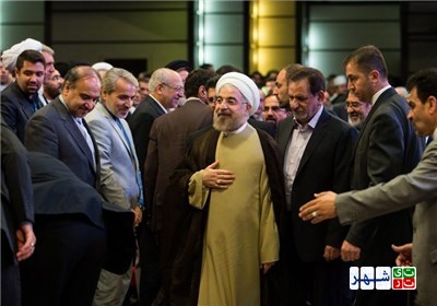 بازی دور و نزدیک روحانی با اصلاح طلبان
