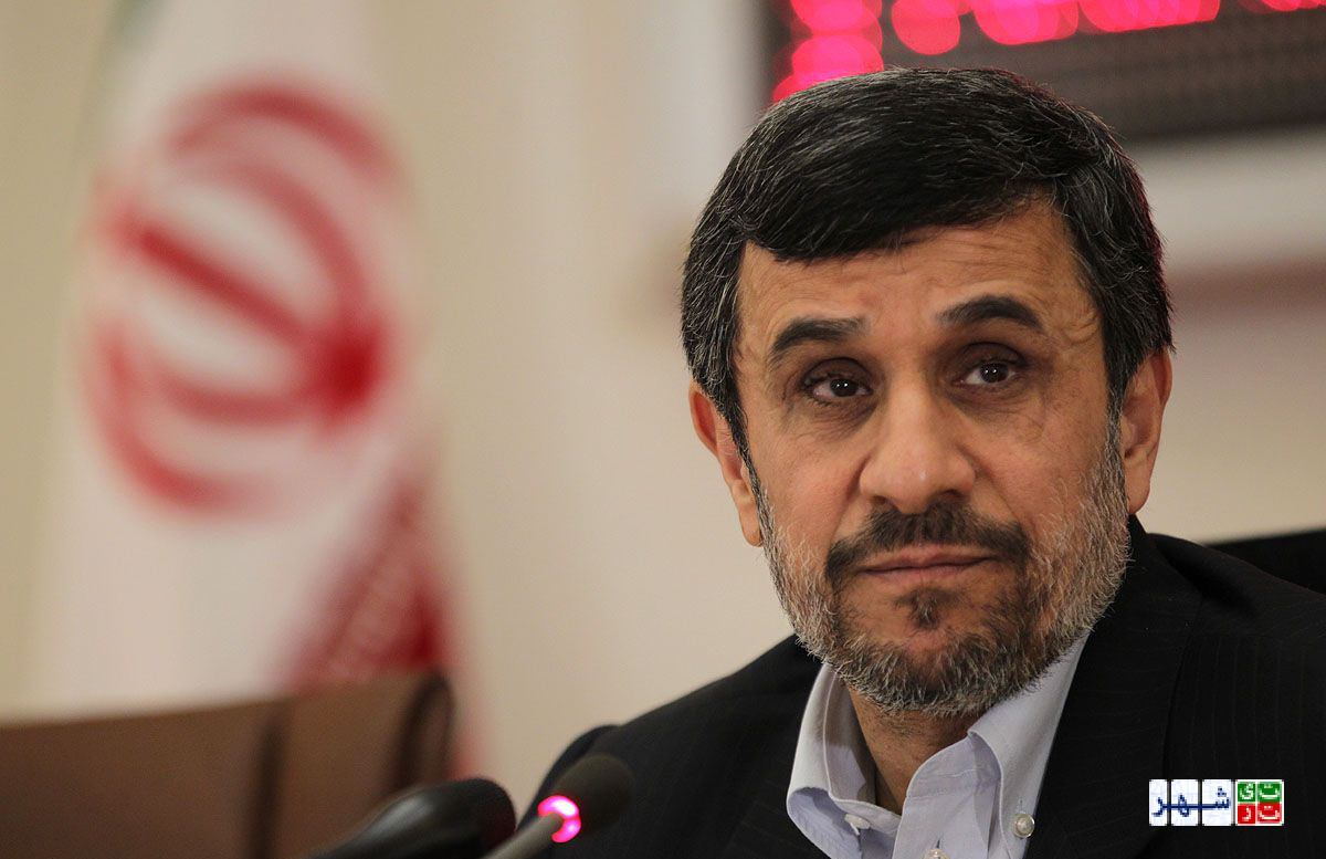 مورد مشاجره لاريجانی و احمدی نژاد چیست؟