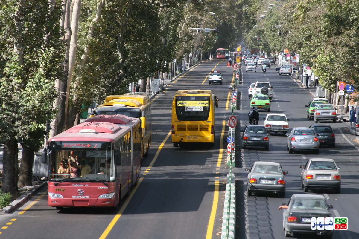 امانی: اتوبوس ها مسئول مرگ 1500 تهرانی/سنندجی: 75 درصد اتوبوس های تهران معاینه فنی دارند/ حسینی منش: تولید ذرات 2/5 میکرون اتوبوس  و کامیون زیاد است