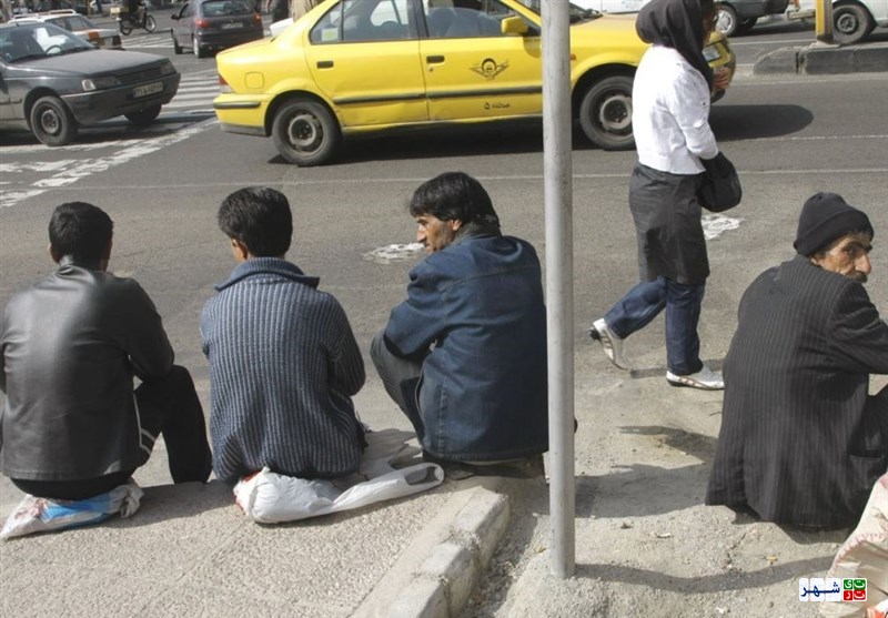 نصف مردم ایران حال کار کردن ندارند
