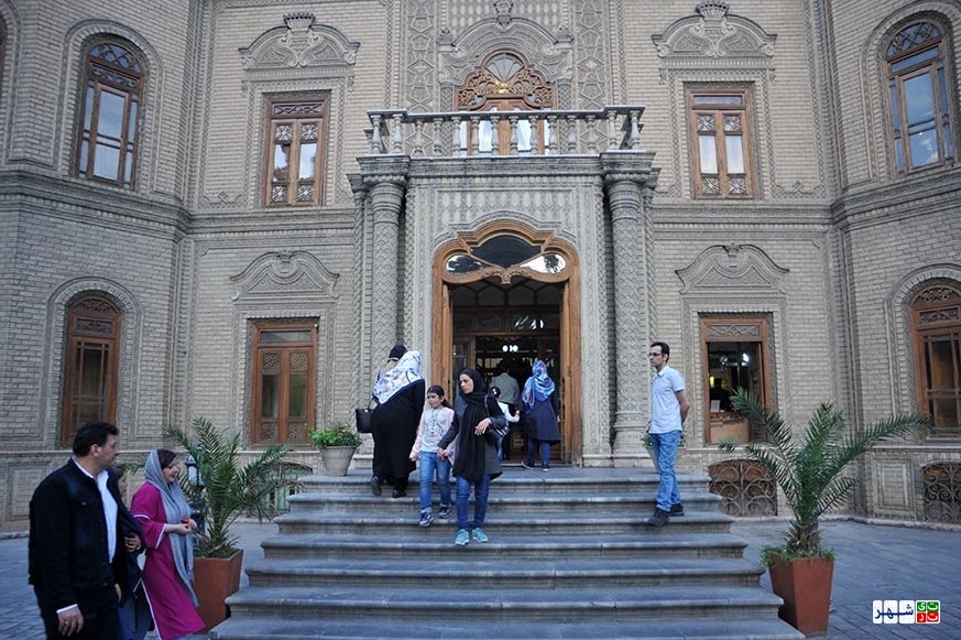 بازدید 350 هزار نفری گردشگران از قلب طهران