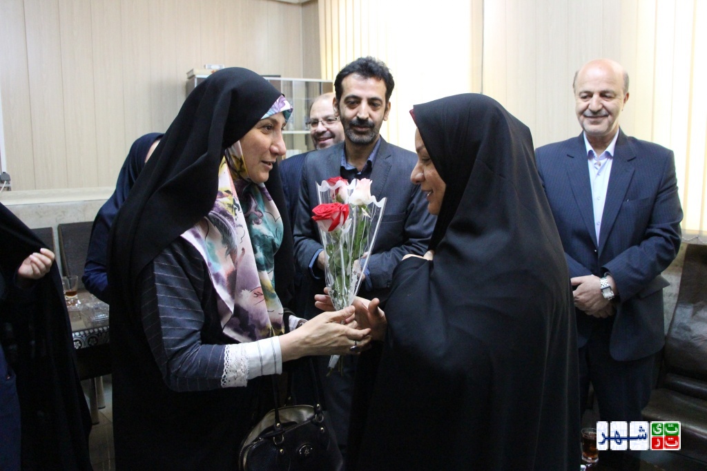 حضور عضو شورای اسلامی تهران در مدرسه امیرکبیر منطقه 20