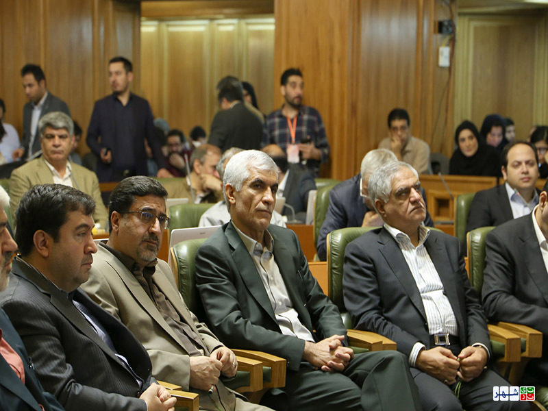 اولین روز کاری شهردار تهران به روایت تصویر