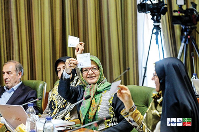 پشت پرده های نبود نام برخی کاندیدای شهرداری تهران