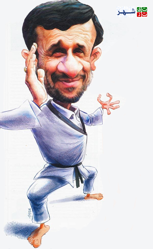 احمدی نژاد: با سه تا چهار حرکت می‌توانم کشور را از این وضعیت خارج کنم