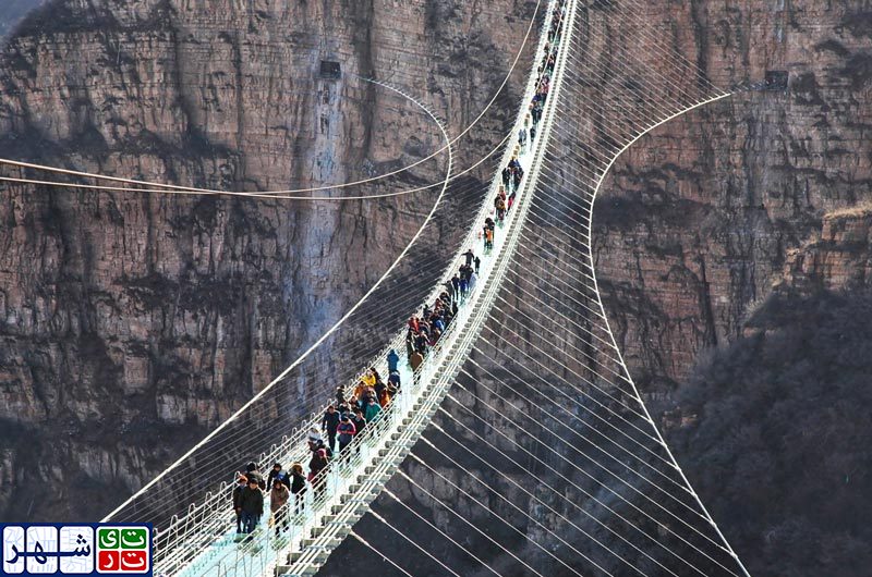 پل هونگیاگو؛ طولانی ترین پل شیشه ای جهان در چین