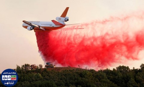 تلاش هواپیماها برای مهار آتش در کالیفرنیا +تصاویر