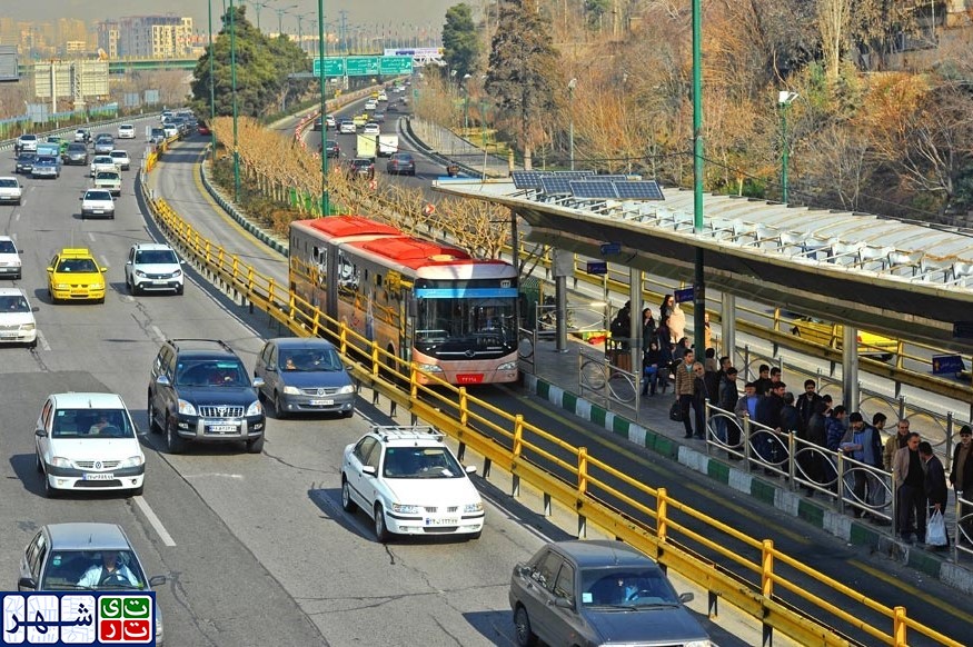 تجهیز خطوط 10گانه BRT به سیستم اعلام صوت/ رفع موانع ورود به داخل ایستگاه های اتوبوس توسط شهرداری تهران/ تجهیز تمامی ایستگاه های BRT به تابلو اطلاع رسانی بریل
