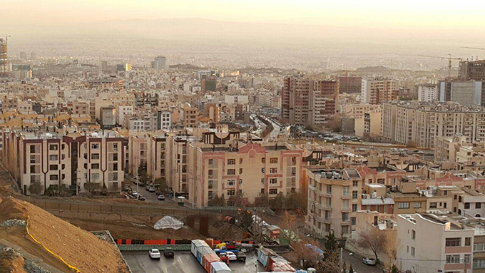 زندگی آپارتمان نشینی و شرایط آن در محله پیروزی تهران